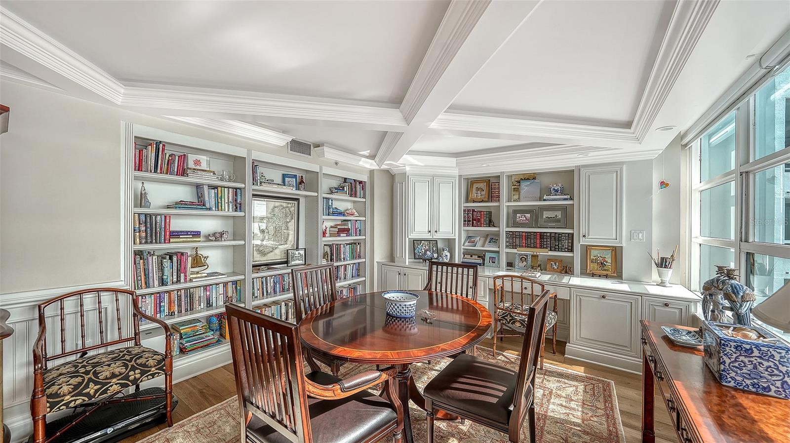 Image 8 of 73 For 988 Boulevard Of The Arts  S1814