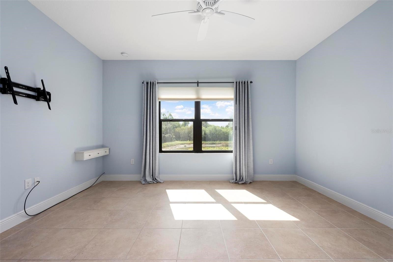 Image 18 of 30 For 341 Acerno Drive