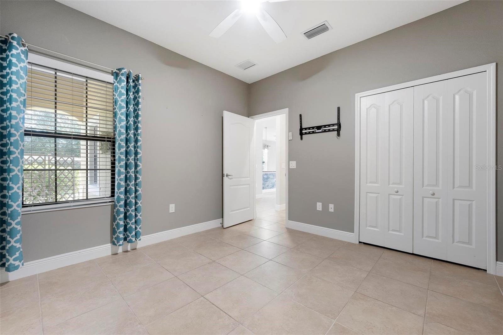 Image 28 of 30 For 341 Acerno Drive