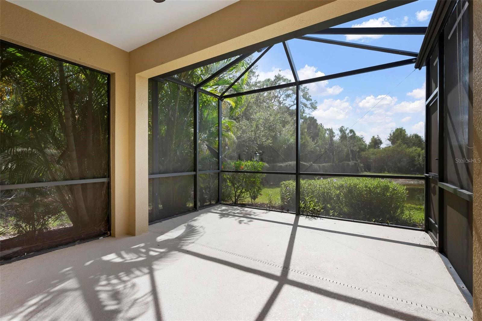 Image 29 of 30 For 341 Acerno Drive