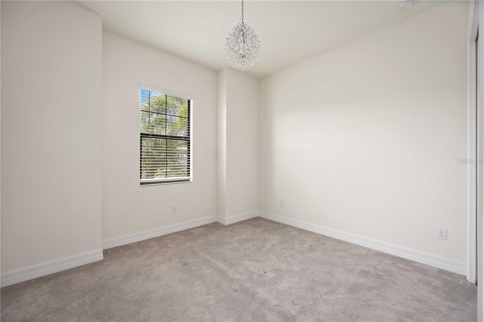 Image 14 of 42 For 5931 Brandon Run