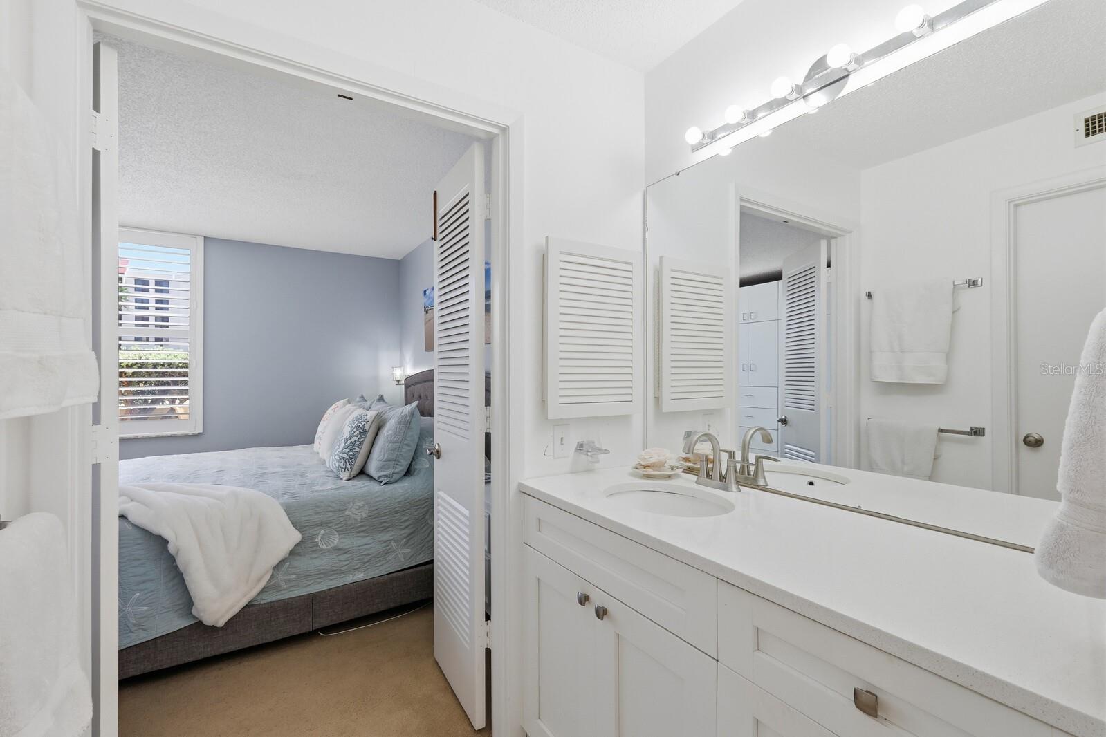 Image 17 of 41 For 1965 Gulf Of Mexico Drive G5-104