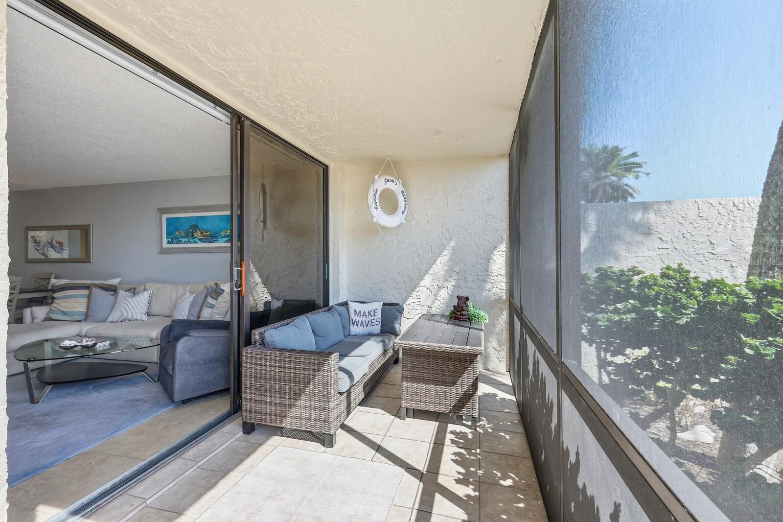 Image 23 of 41 For 1965 Gulf Of Mexico Drive G5-104