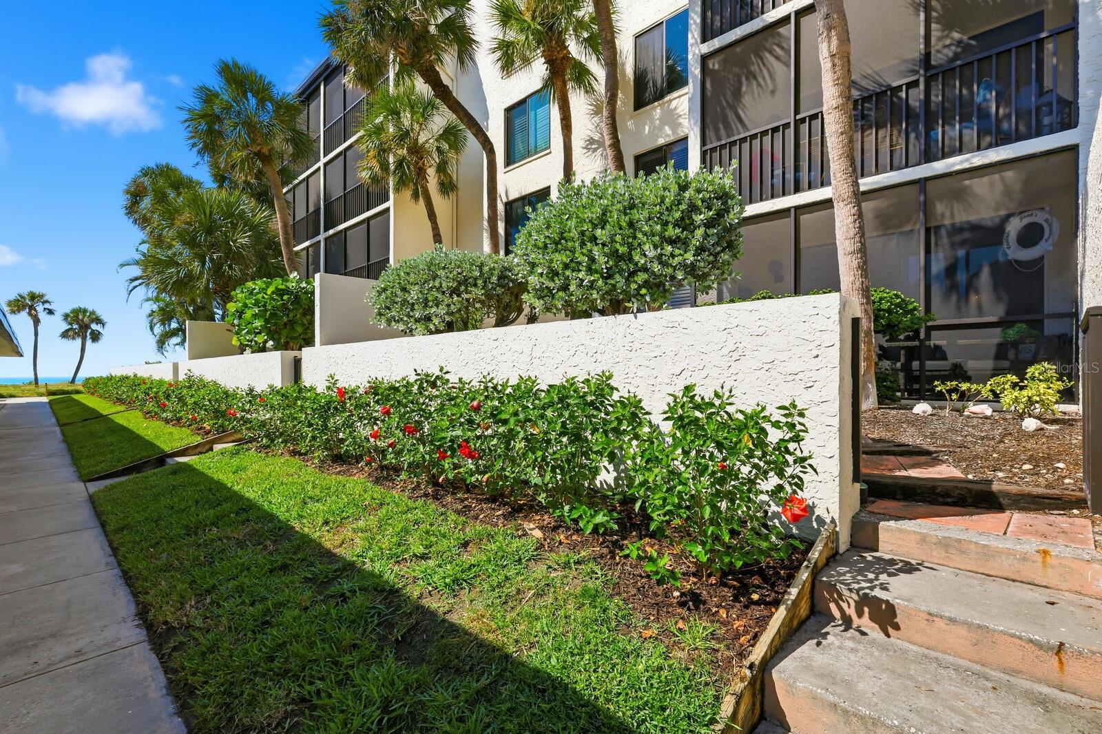 Image 27 of 41 For 1965 Gulf Of Mexico Drive G5-104