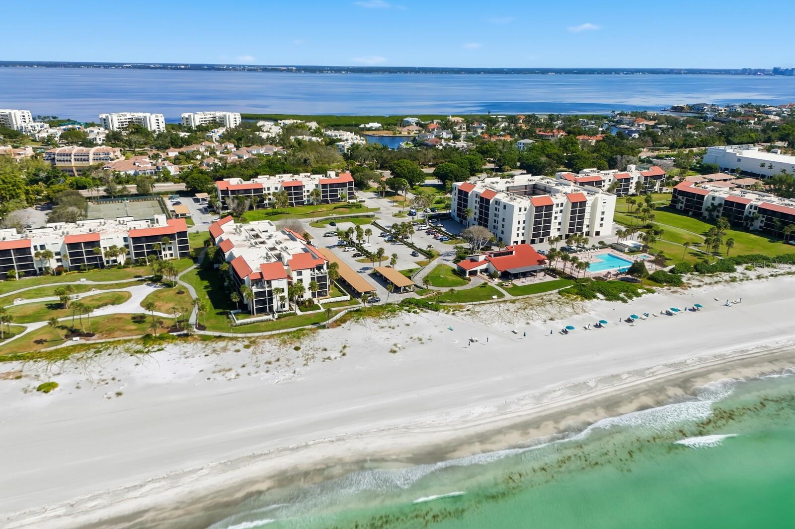 Image 31 of 41 For 1965 Gulf Of Mexico Drive G5-104