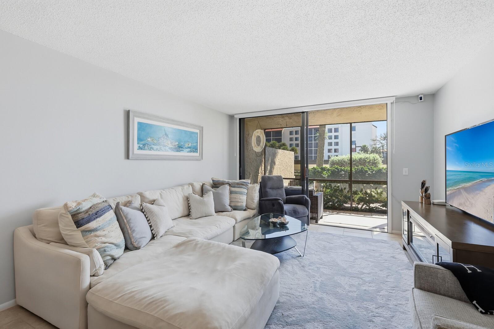 Image 4 of 41 For 1965 Gulf Of Mexico Drive G5-104