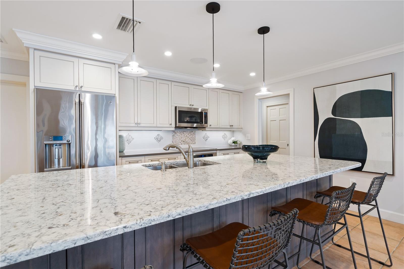 Image 12 of 35 For 606 Owl Way 