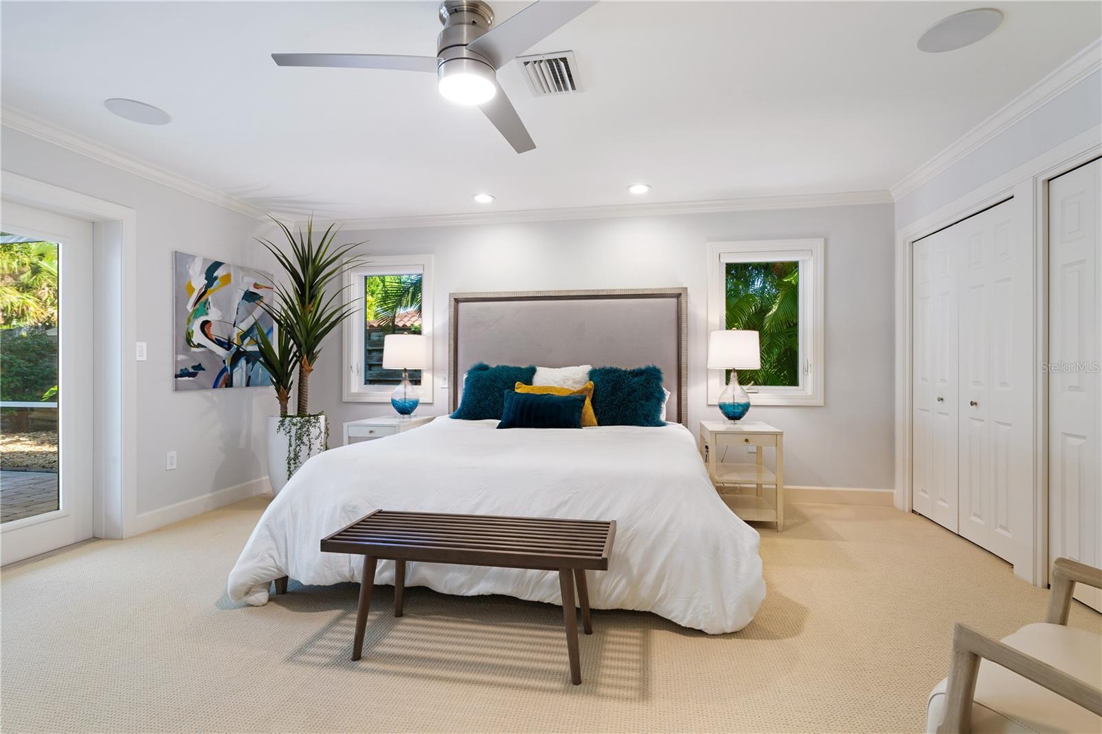 Image 17 of 35 For 606 Owl Way 