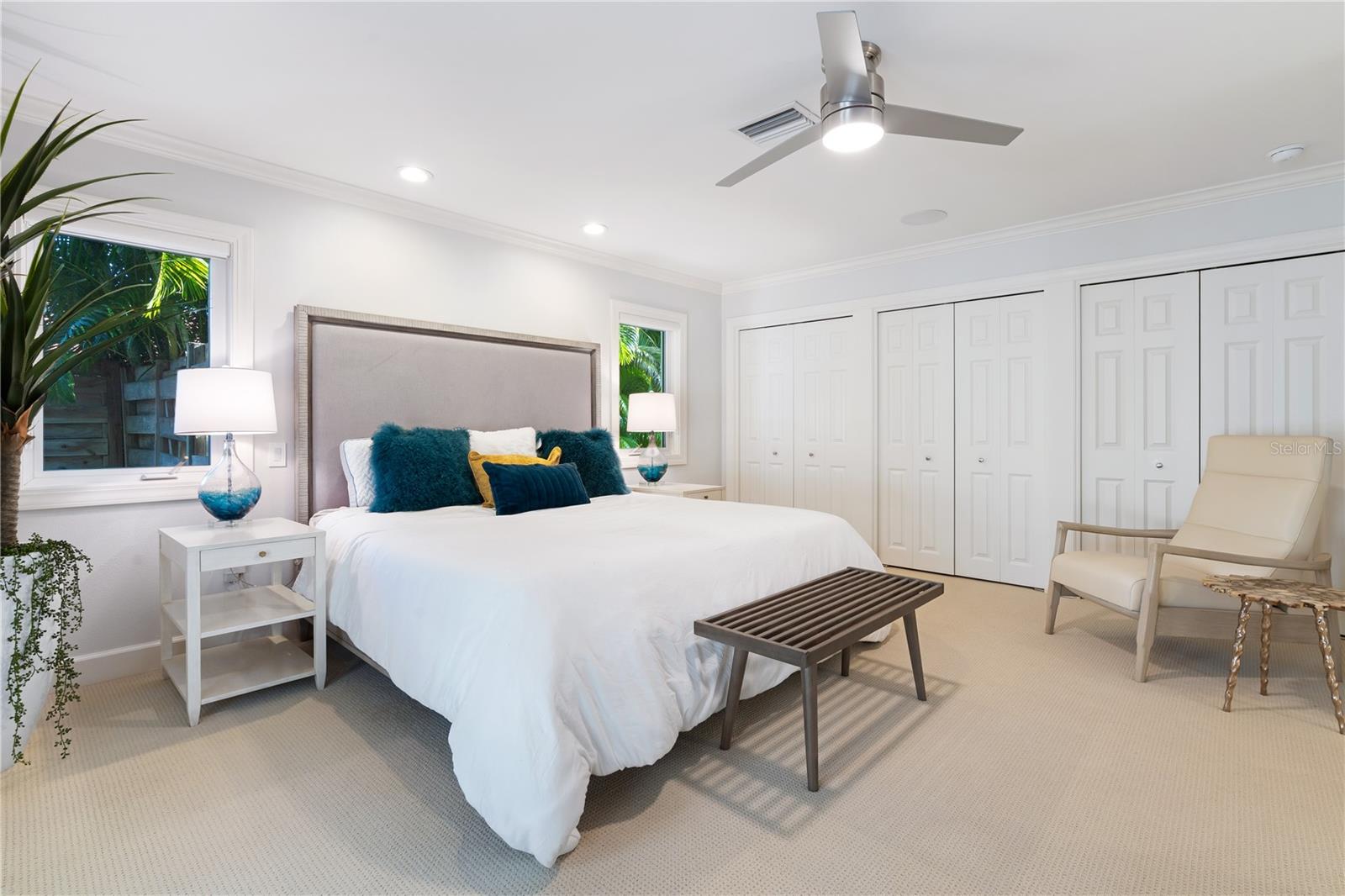 Image 19 of 35 For 606 Owl Way 