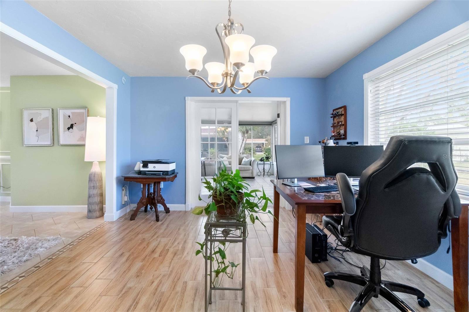 Image 26 of 38 For 3533 Tree Line Court 13