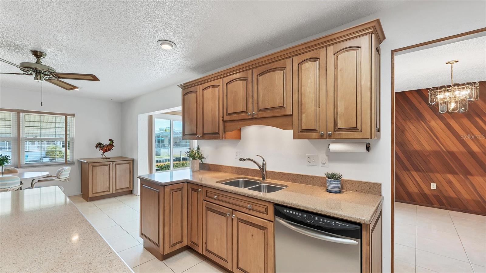 Image 17 of 59 For 4515 Mangrove Point Road