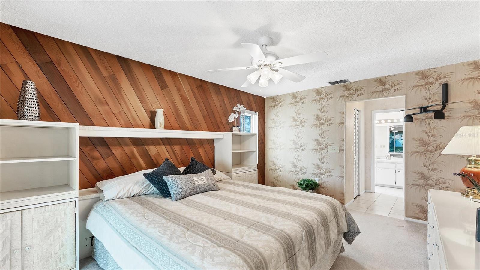 Image 23 of 59 For 4515 Mangrove Point Road