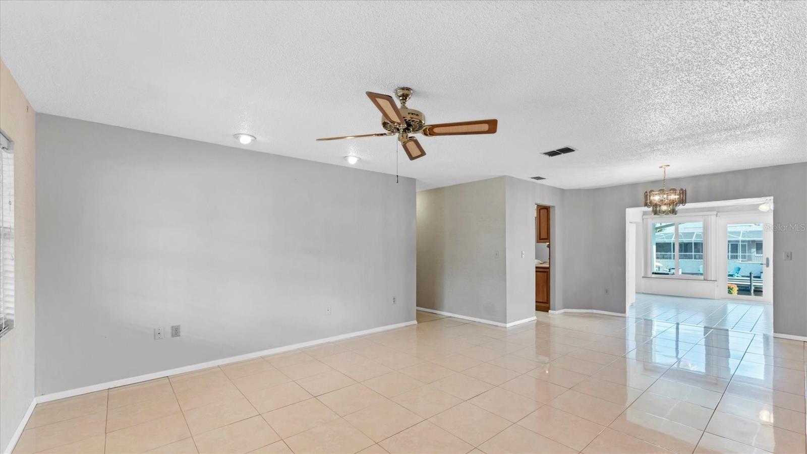 Image 9 of 59 For 4515 Mangrove Point Road