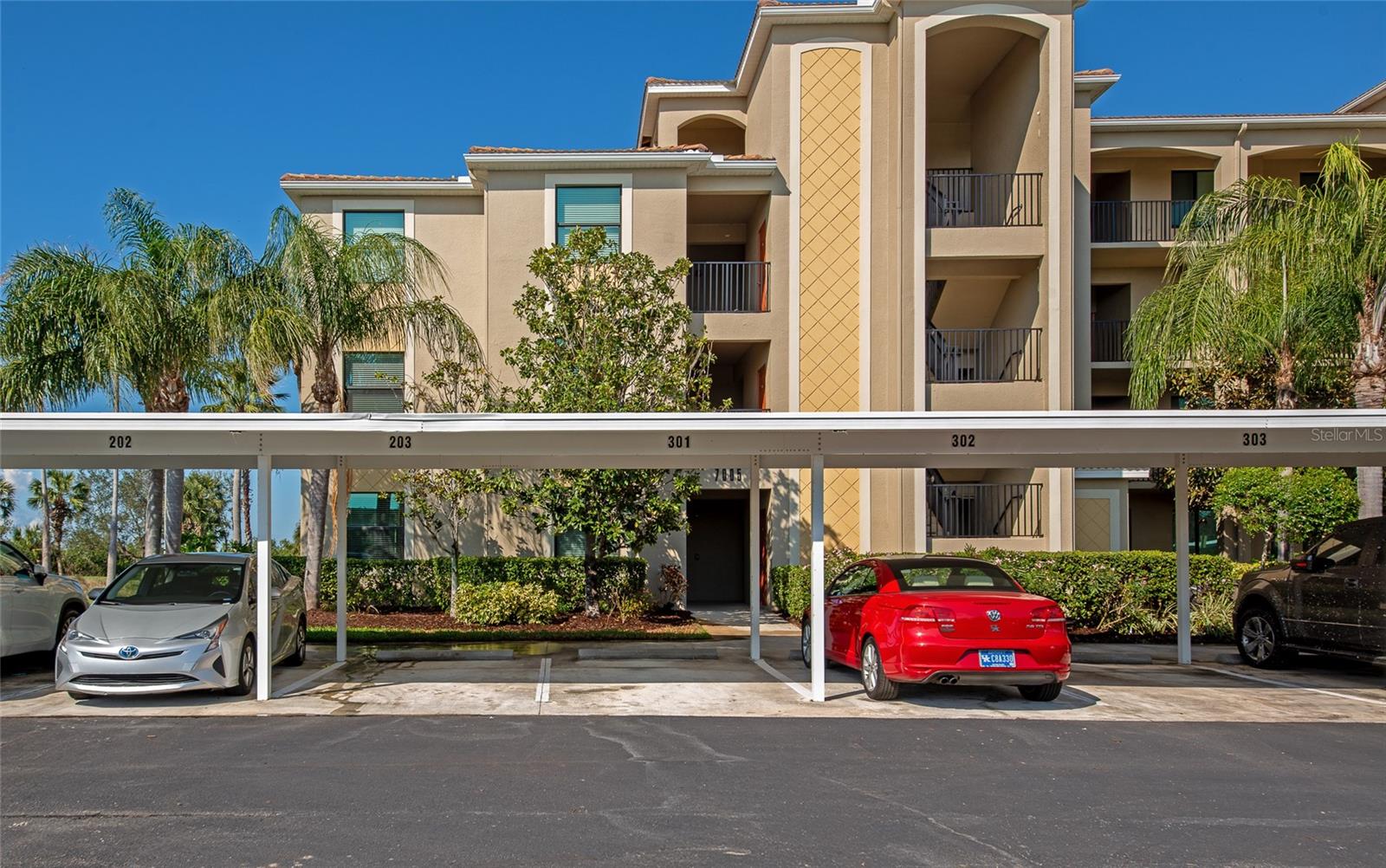 Image 5 of 33 For 7005 River Hammock Drive 301