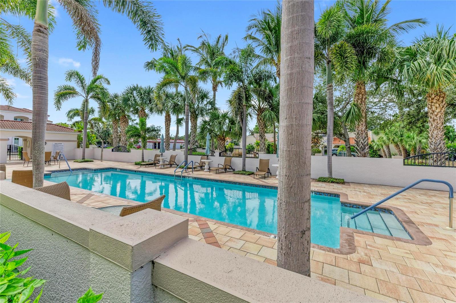 Image 29 of 34 For 435 Nokomis Avenue S 312