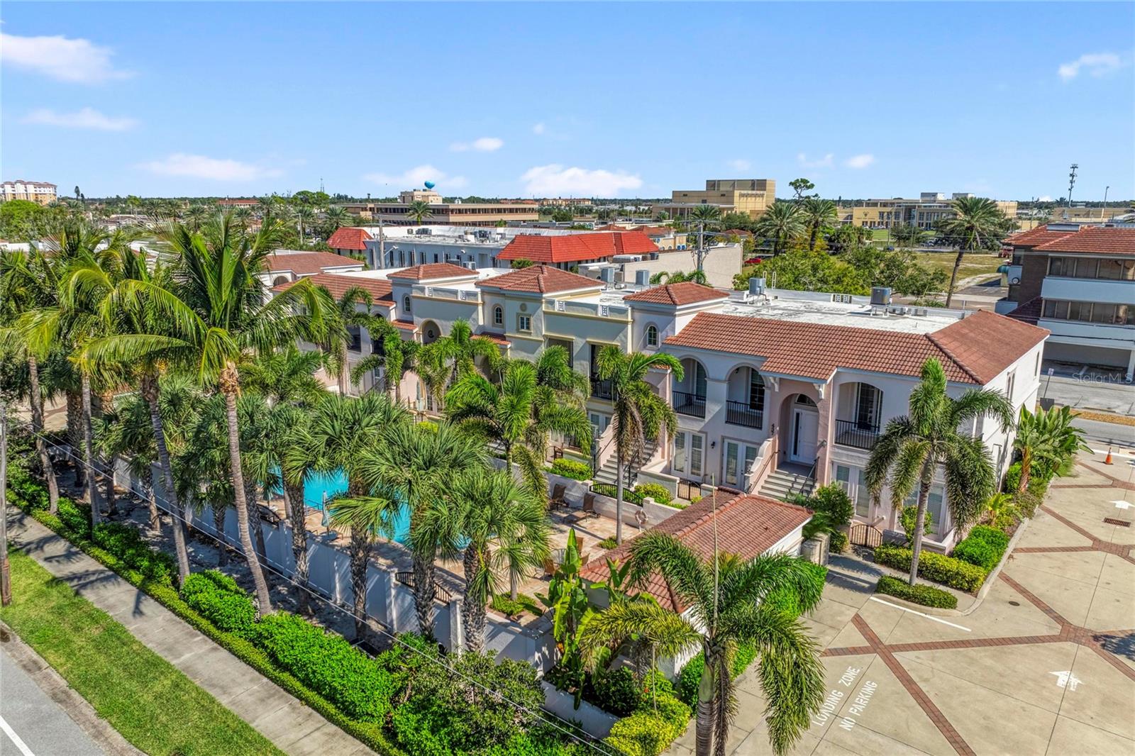 Image 30 of 34 For 435 Nokomis Avenue S 312