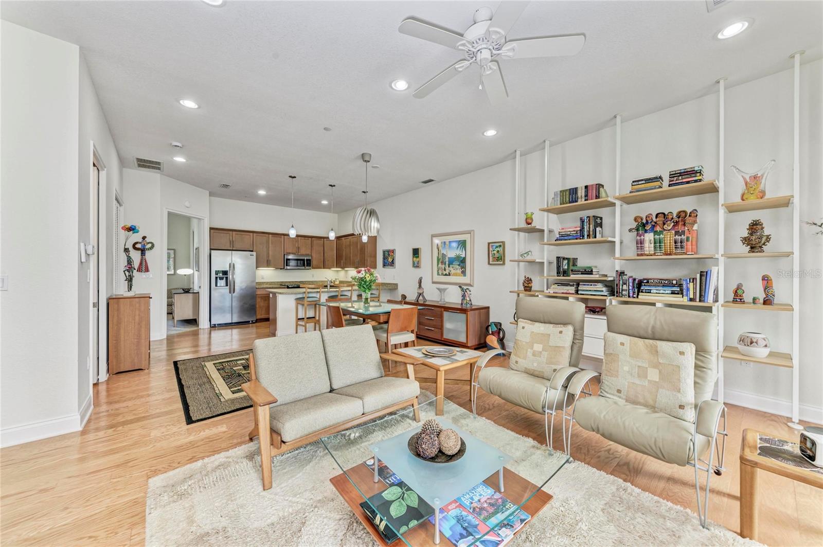 Image 5 of 34 For 435 Nokomis Avenue S 312