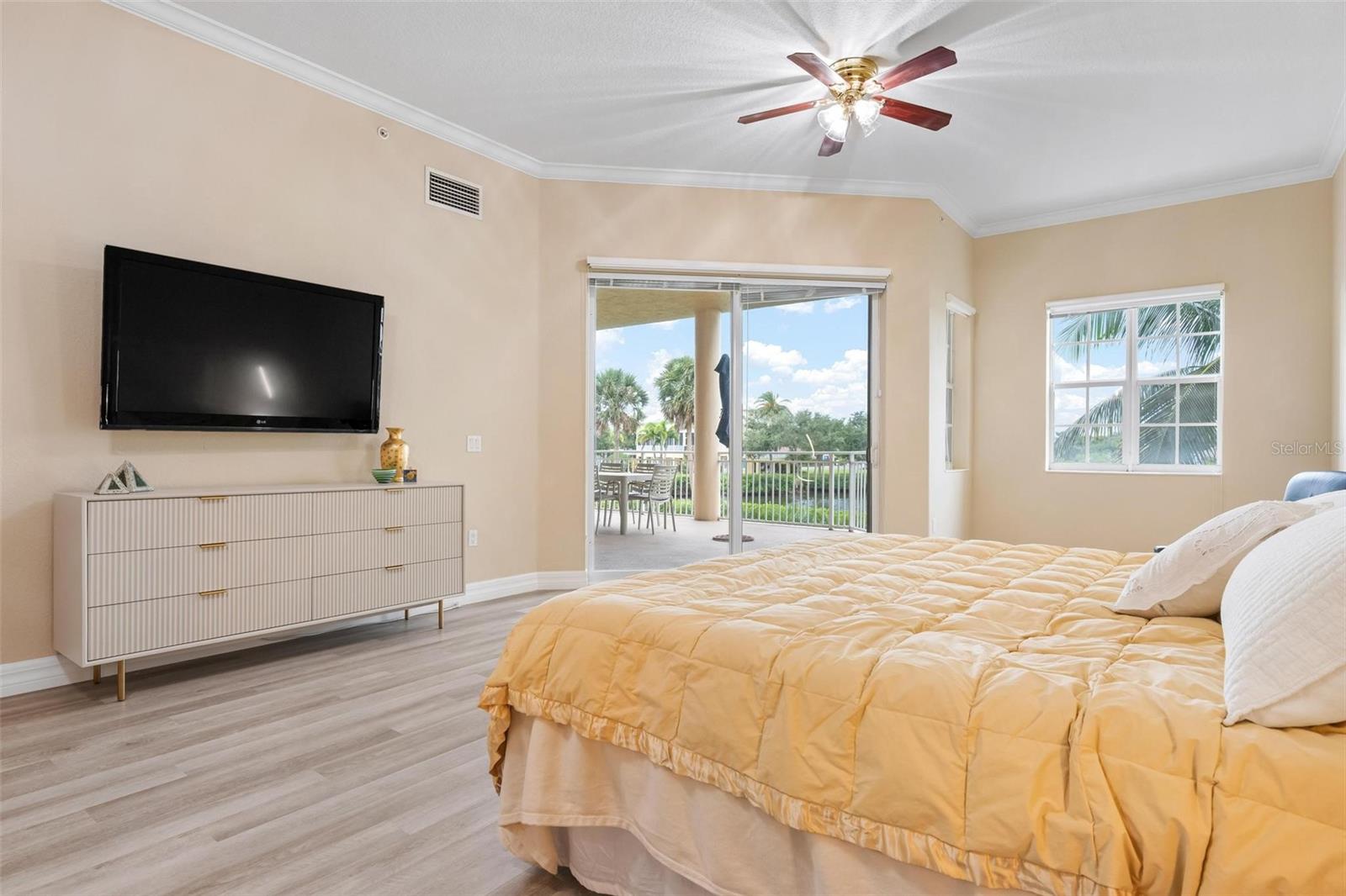 Image 27 of 86 For 6100 Jessie Harbor Drive 202