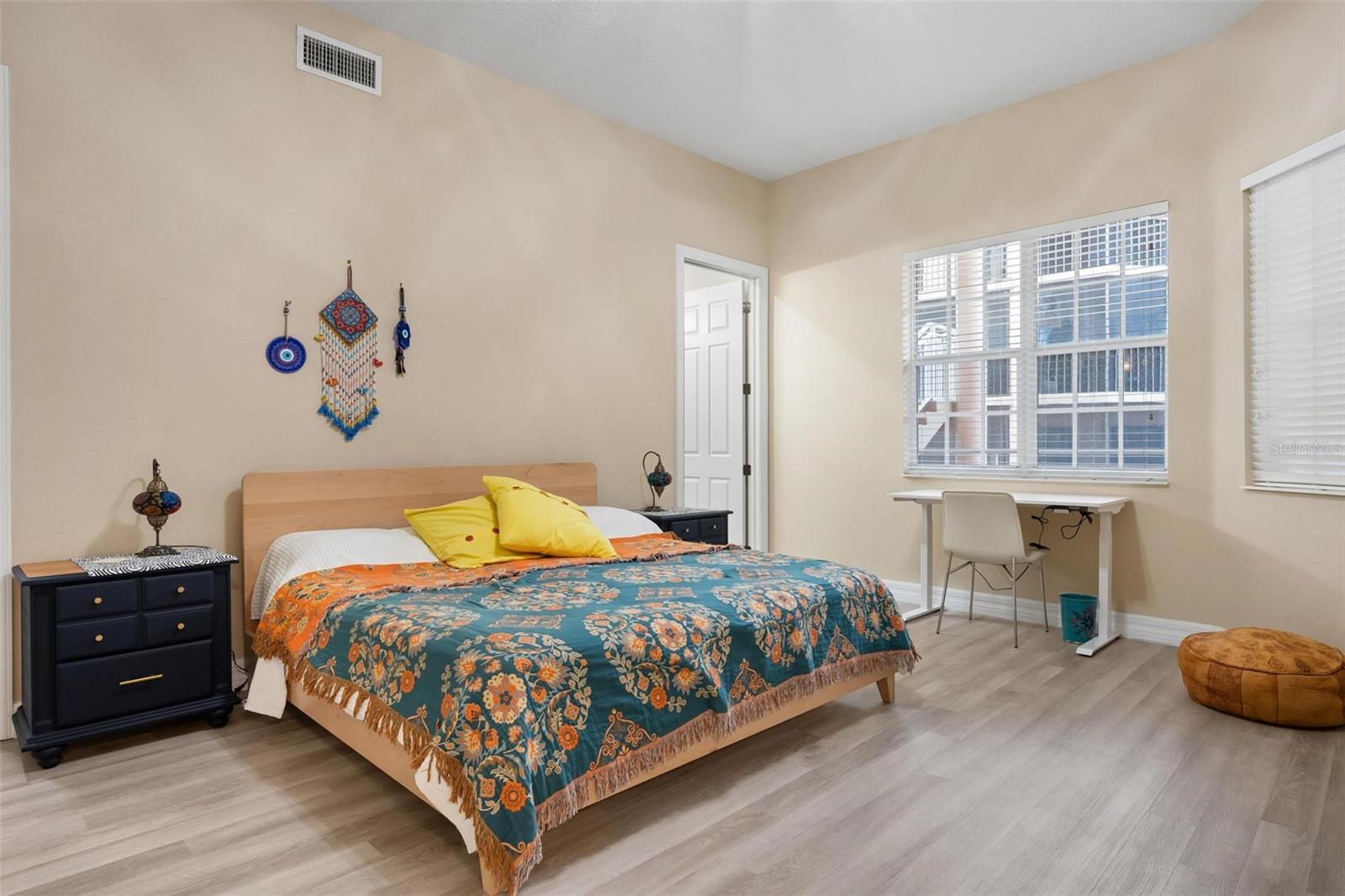 Image 5 of 86 For 6100 Jessie Harbor Drive 202