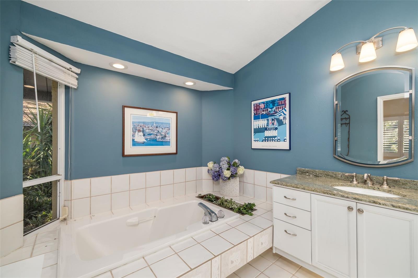 Image 20 of 76 For 4480 Ascot Circle