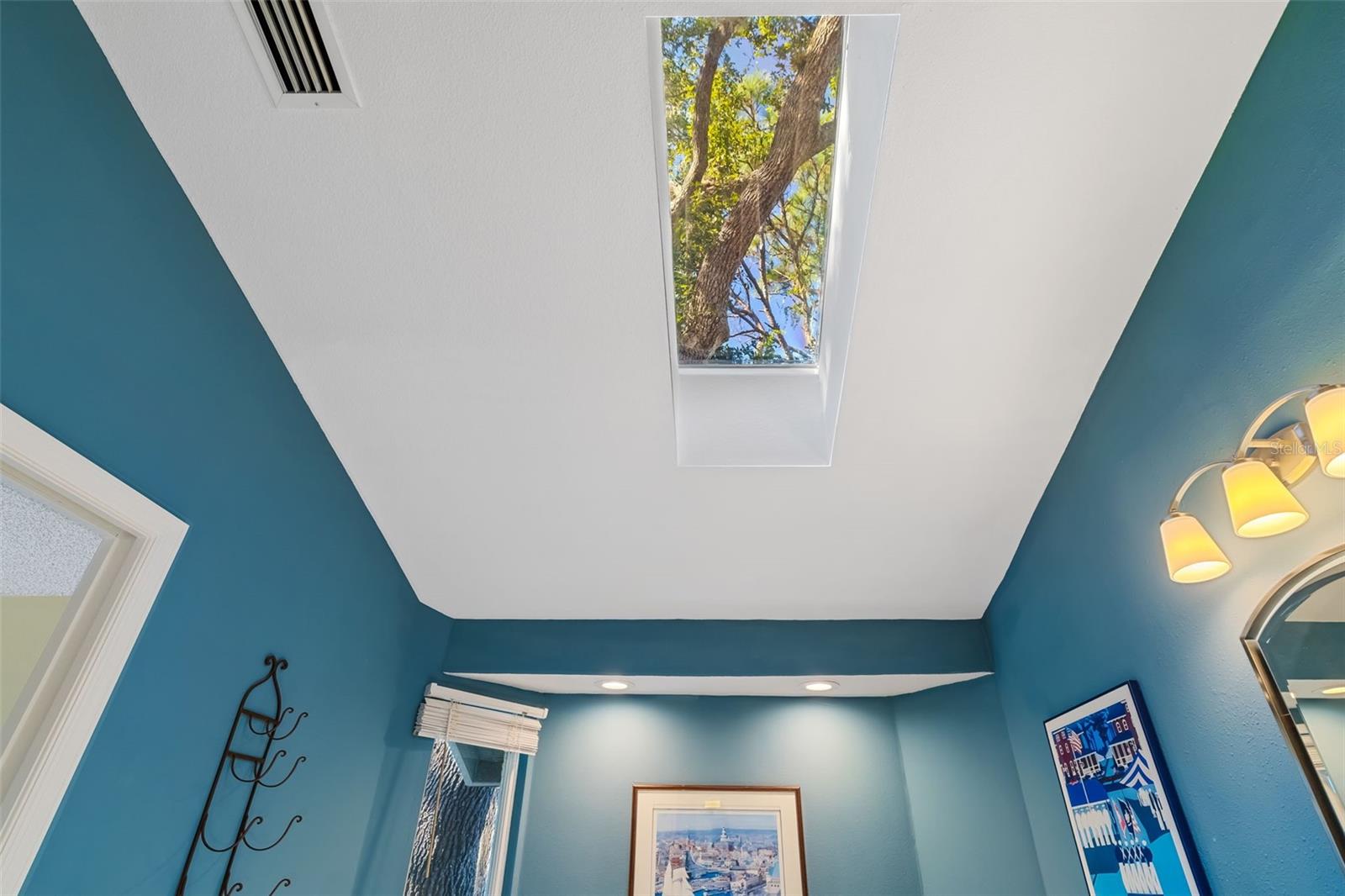 Image 24 of 76 For 4480 Ascot Circle