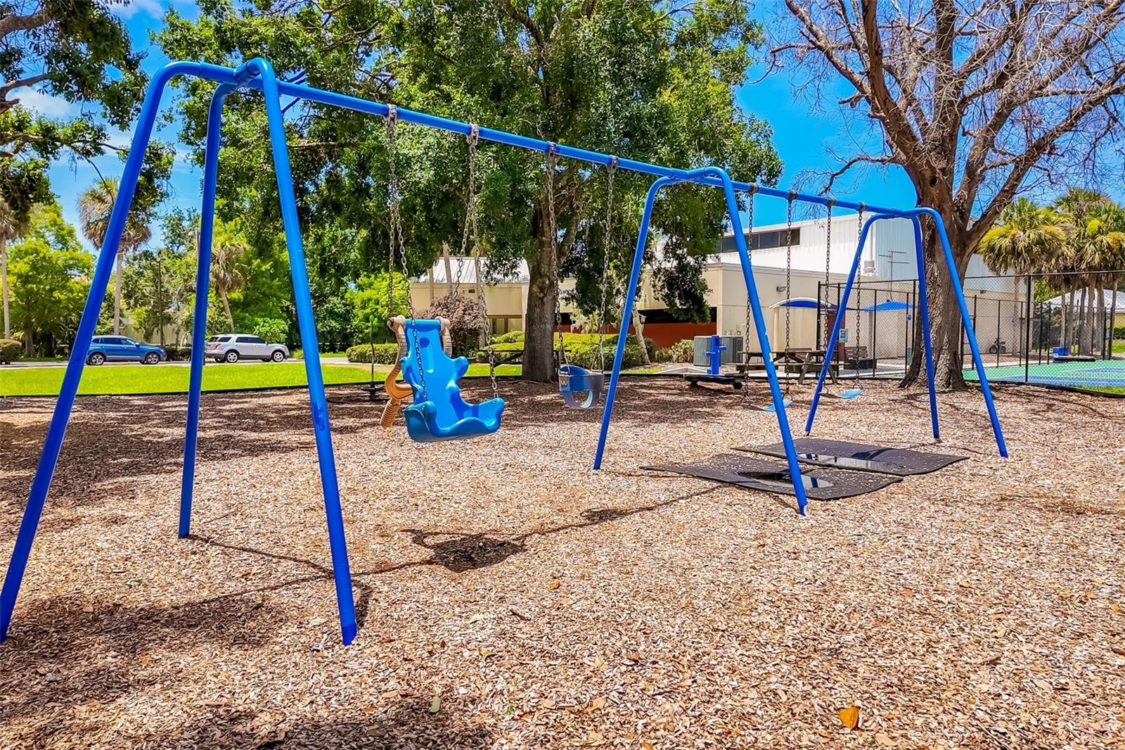 Image 73 of 76 For 4480 Ascot Circle