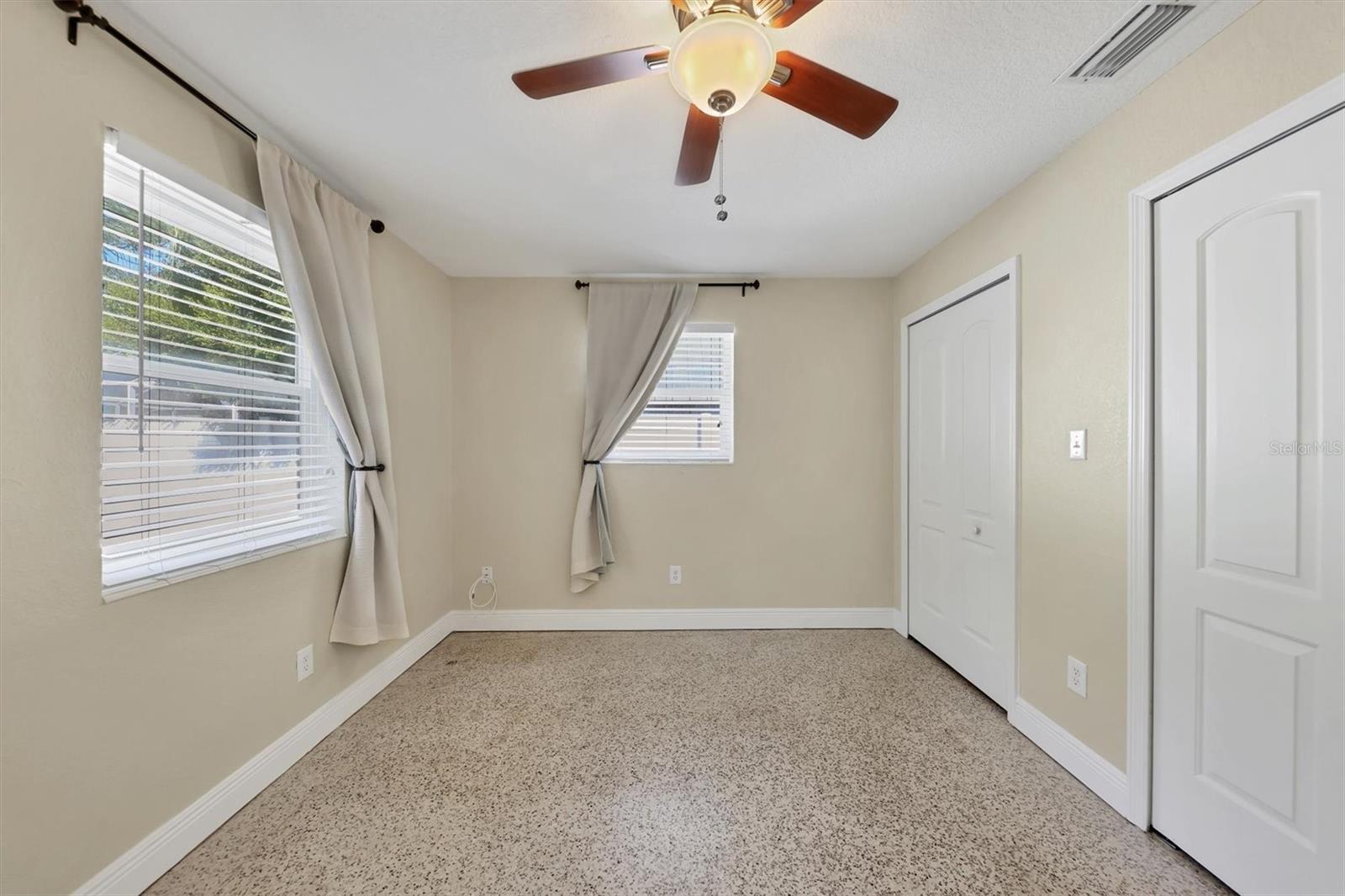 Image 21 of 40 For 2506 Teal Avenue