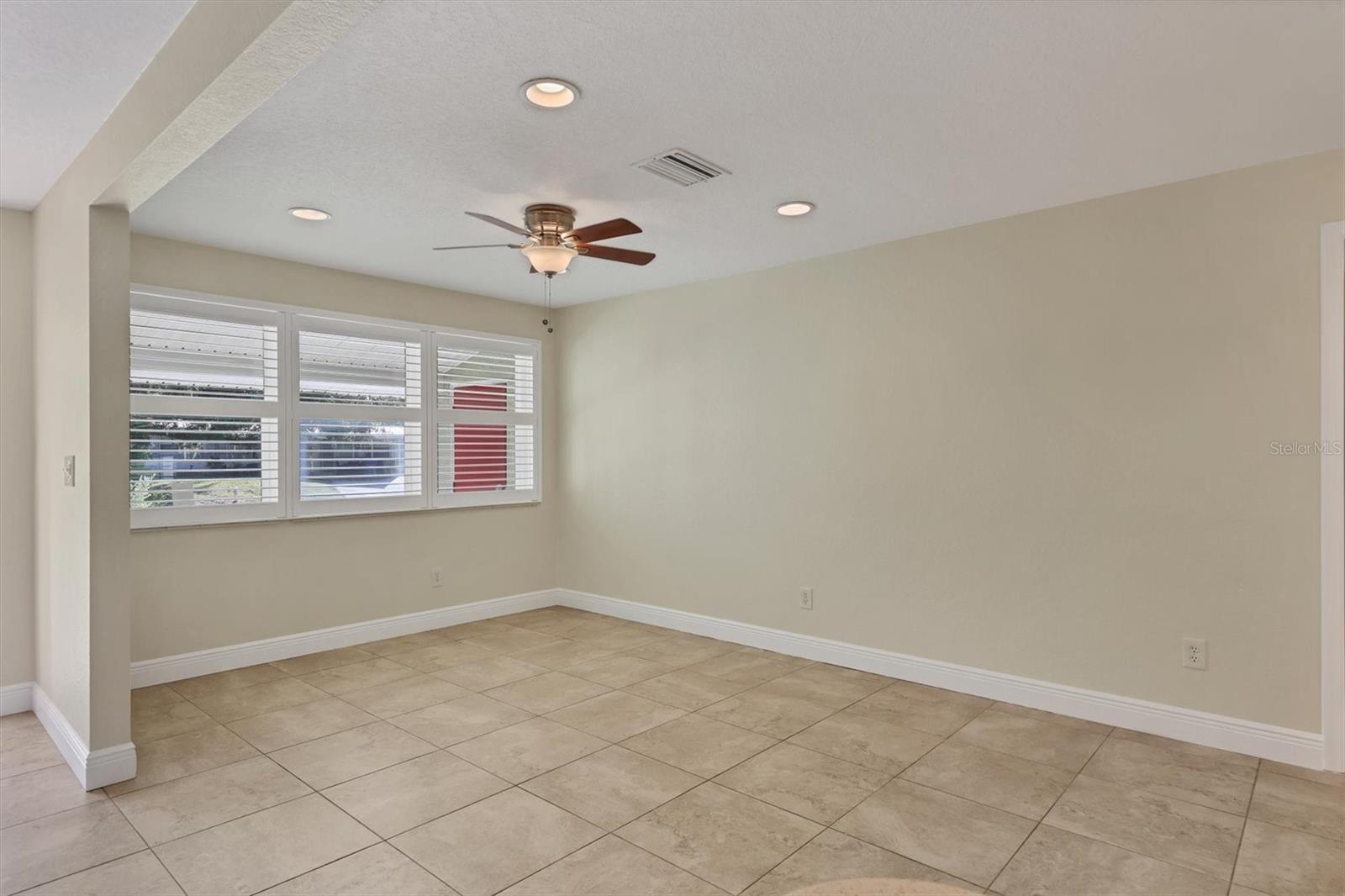 Image 9 of 40 For 2506 Teal Avenue