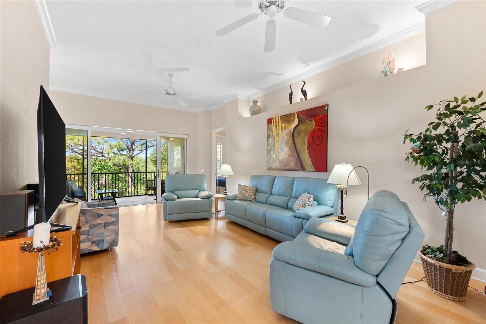 Image 13 of 57 For 7470 Botanica Parkway 201