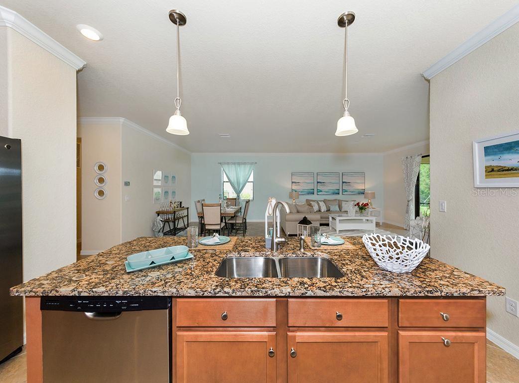 Image 10 of 58 For 12400 Cinqueterre Drive