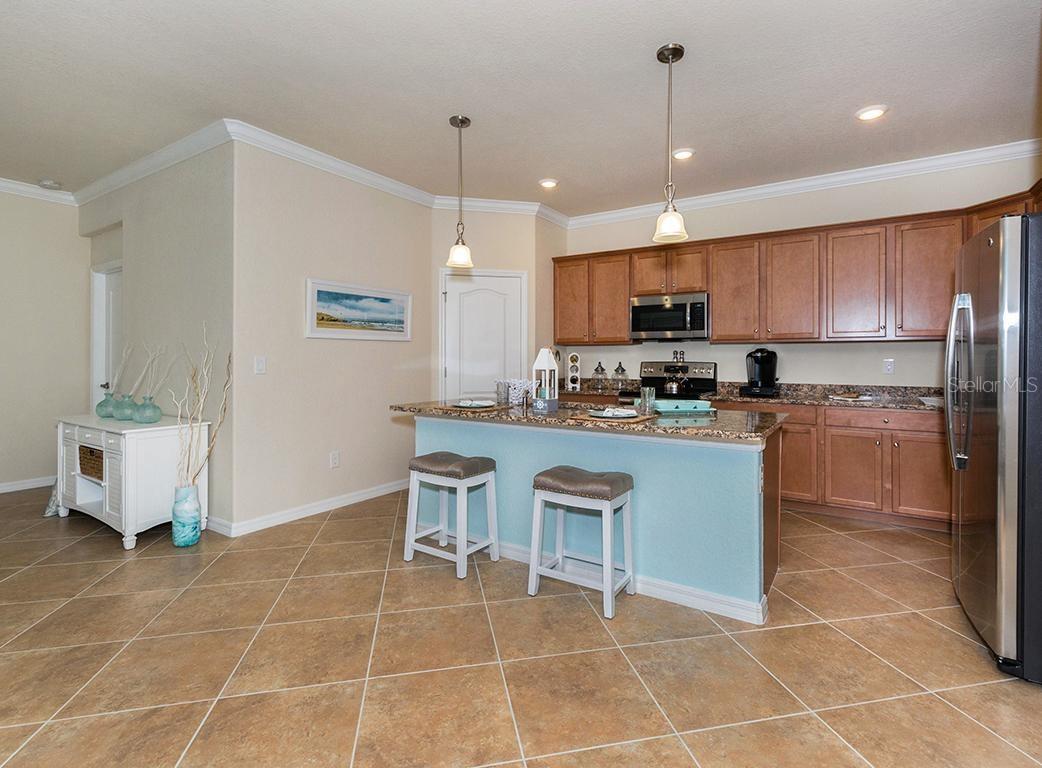 Image 16 of 58 For 12400 Cinqueterre Drive