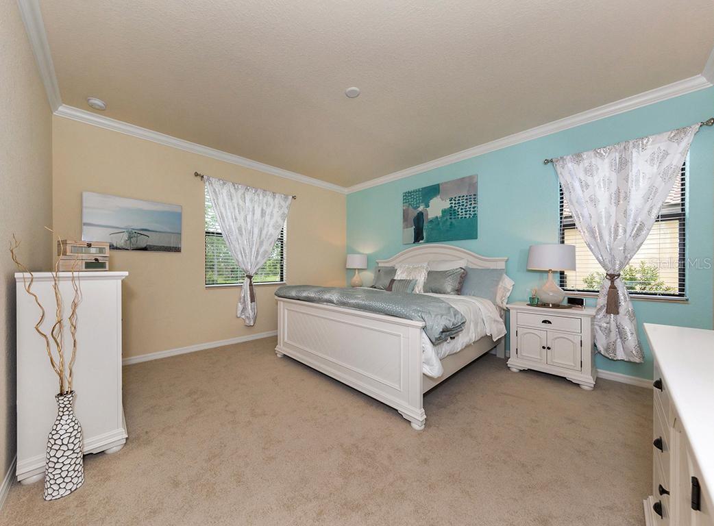 Image 7 of 58 For 12400 Cinqueterre Drive