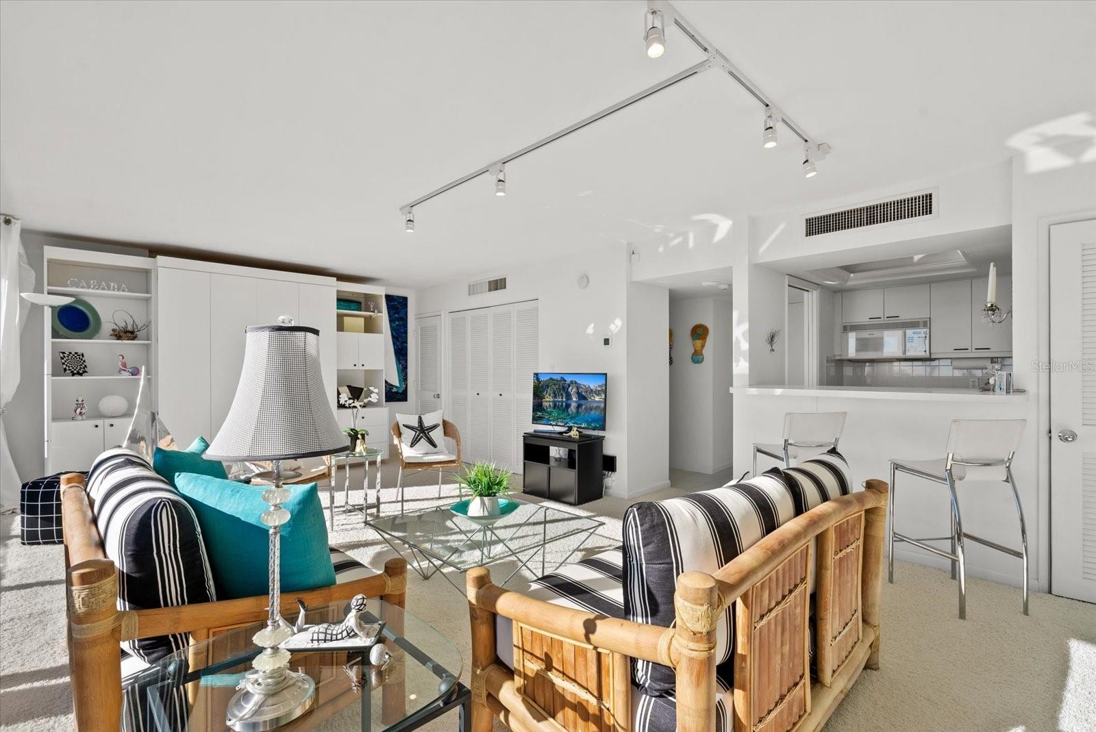 Image 5 of 40 For 5400 Ocean Boulevard 8-05