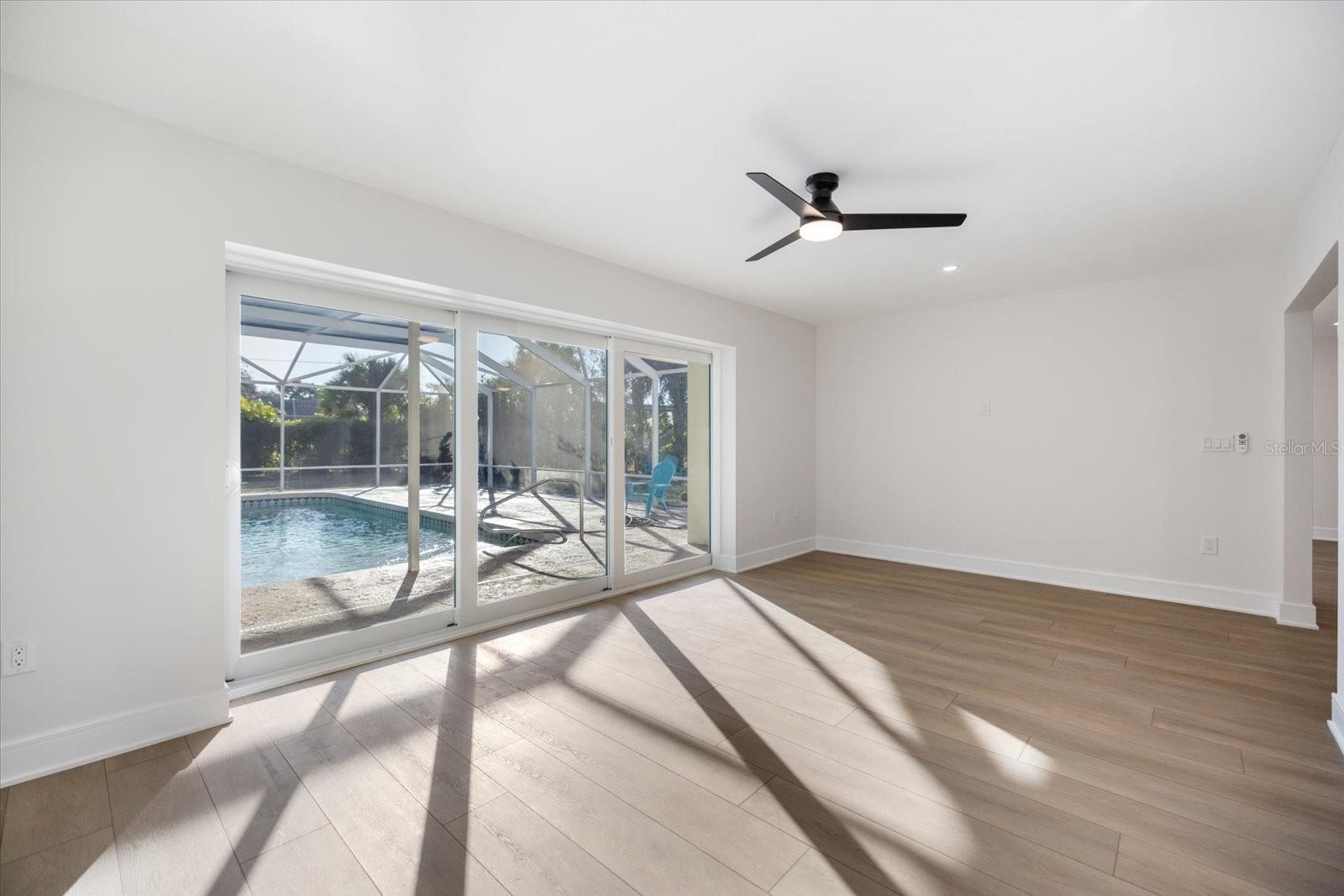 Image 15 of 51 For 470 Leger Drive