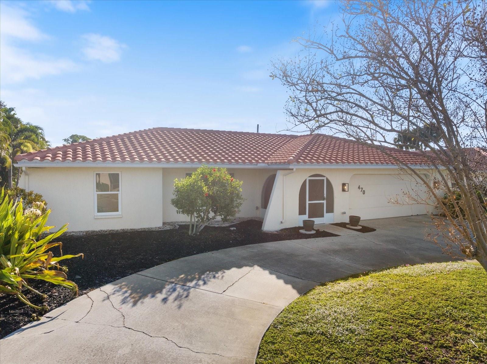 Image 2 of 51 For 470 Leger Drive