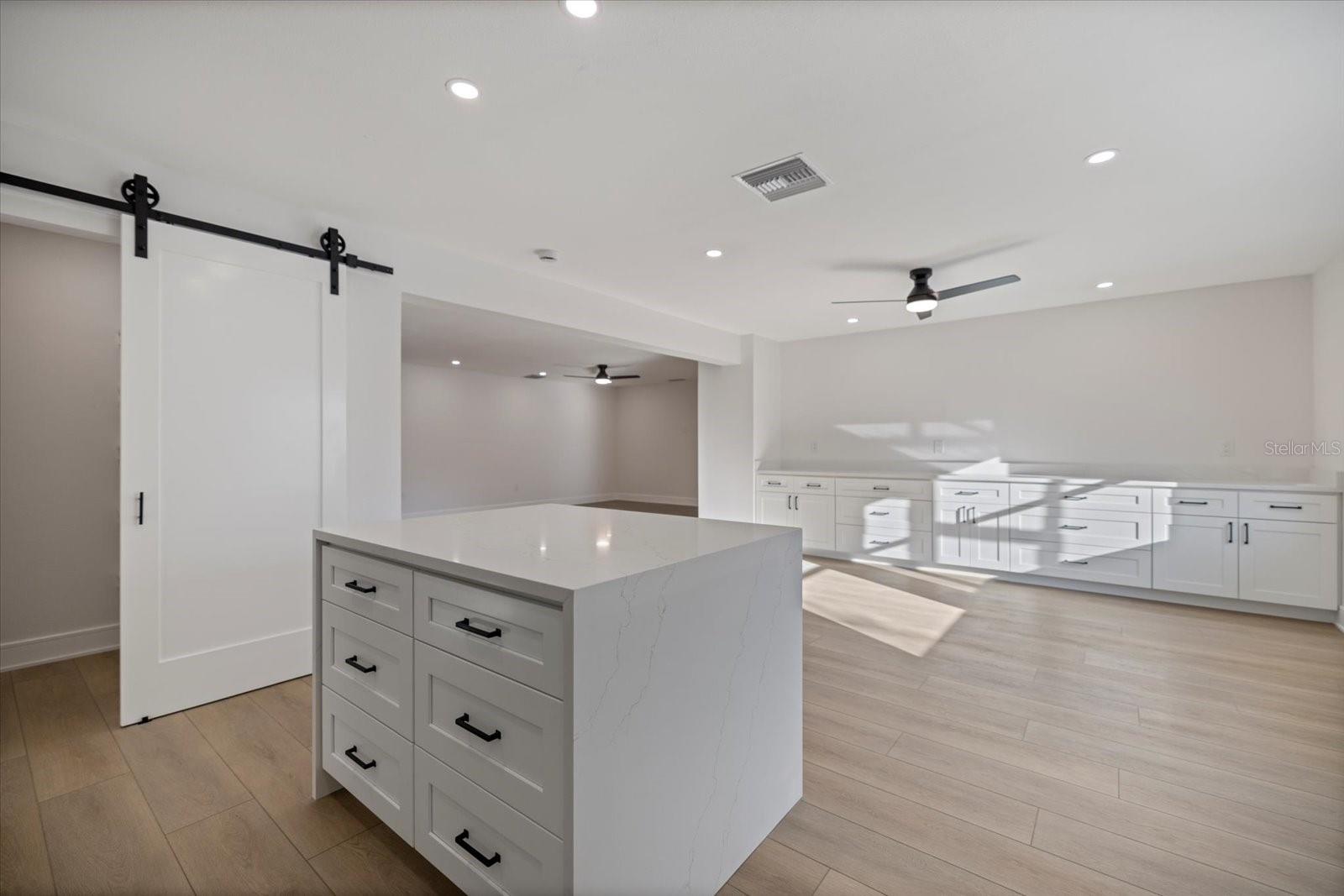 Image 20 of 51 For 470 Leger Drive