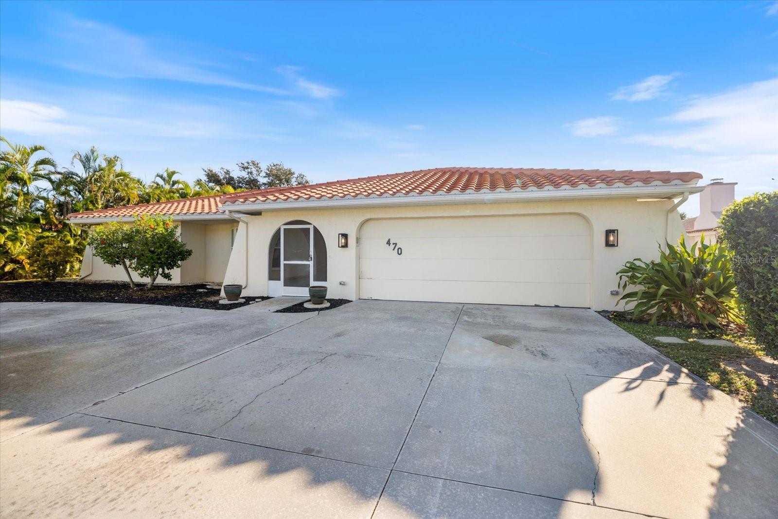 Image 3 of 51 For 470 Leger Drive