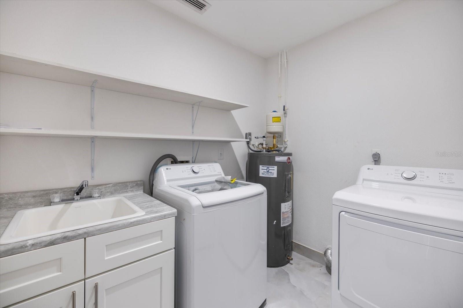 Image 36 of 51 For 470 Leger Drive