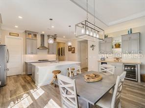 Image 10 of 44 For 714 16th Avenue E