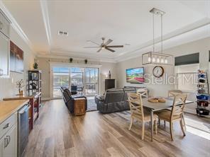 Image 15 of 44 For 714 16th Avenue E