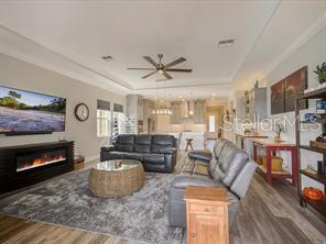 Image 17 of 44 For 714 16th Avenue E