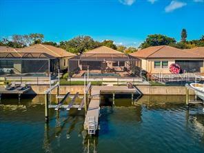 Image 23 of 44 For 714 16th Avenue E