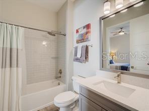 Image 33 of 44 For 714 16th Avenue E