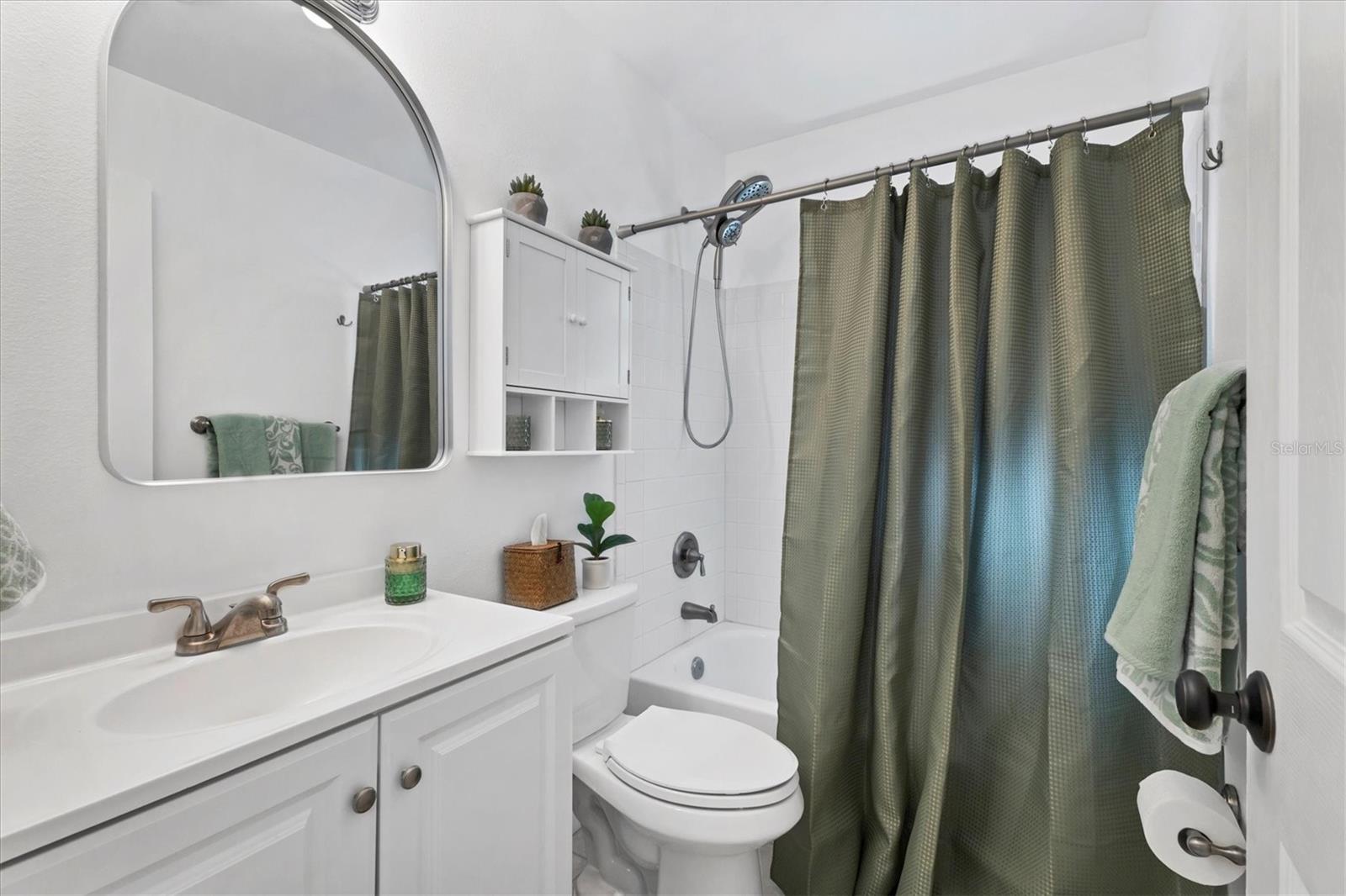 Image 22 of 66 For 1275 42nd Street