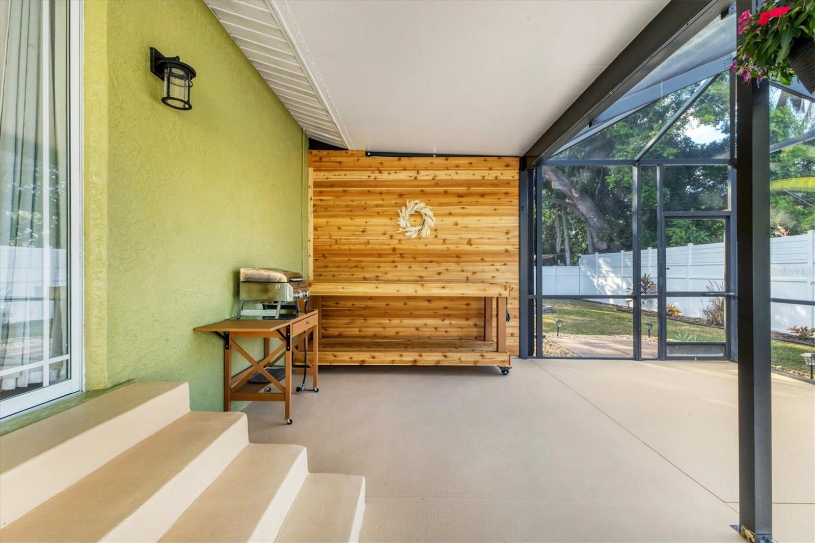 Image 26 of 66 For 1275 42nd Street