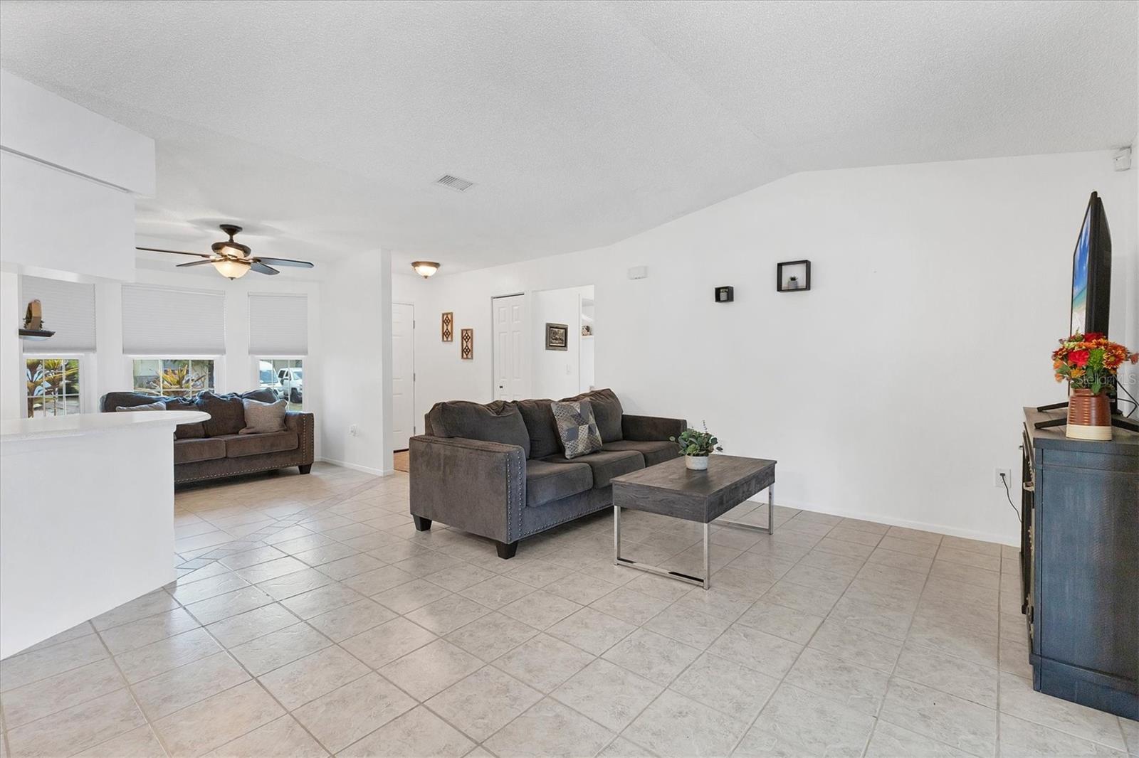 Image 7 of 66 For 1275 42nd Street