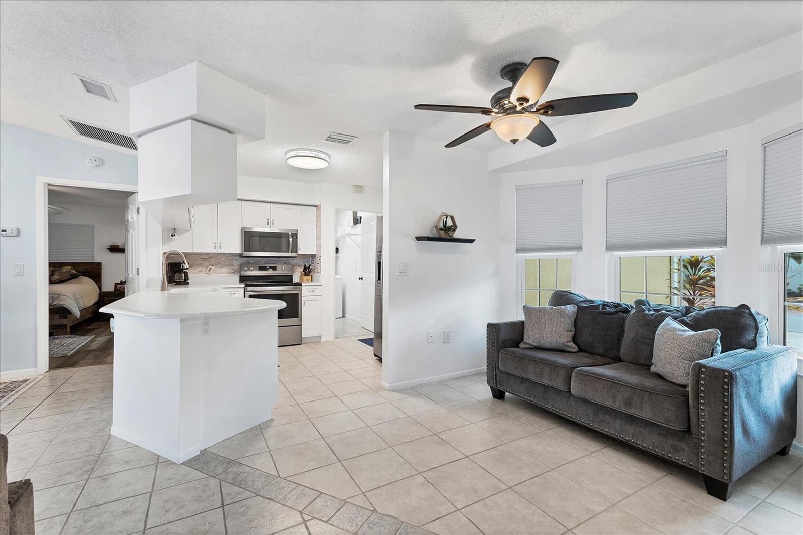 Image 9 of 66 For 1275 42nd Street