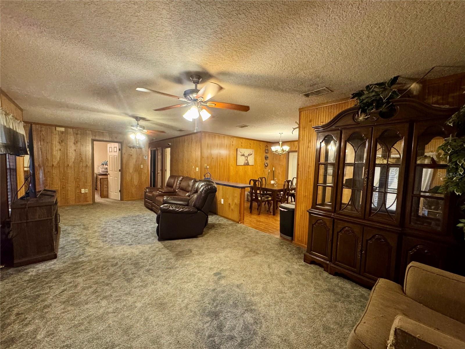 Image 13 of 26 For 250 Mills Avenue