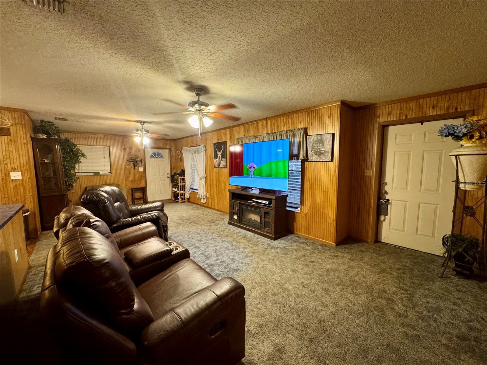 Image 17 of 26 For 250 Mills Avenue