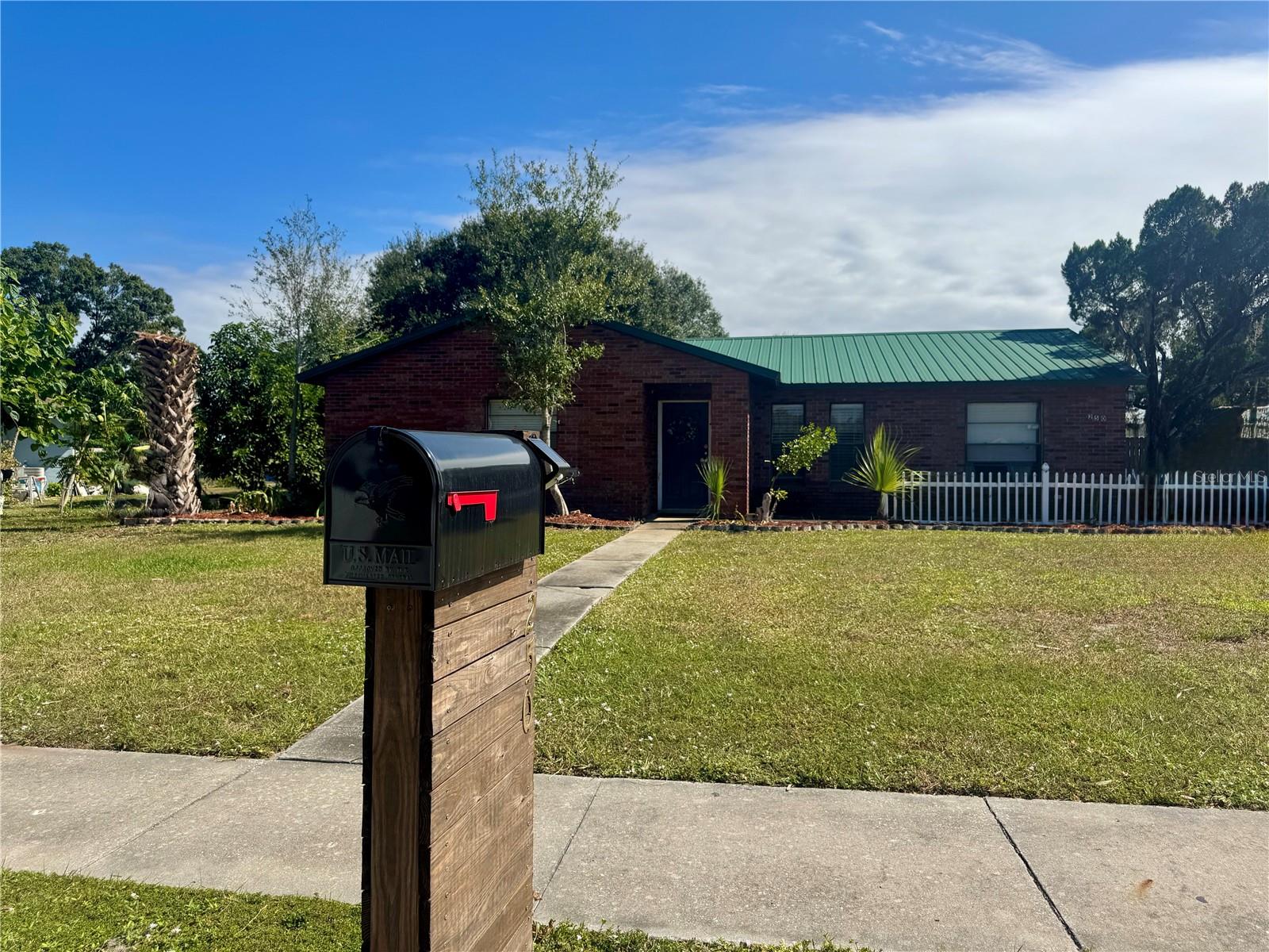 Image 3 of 26 For 250 Mills Avenue